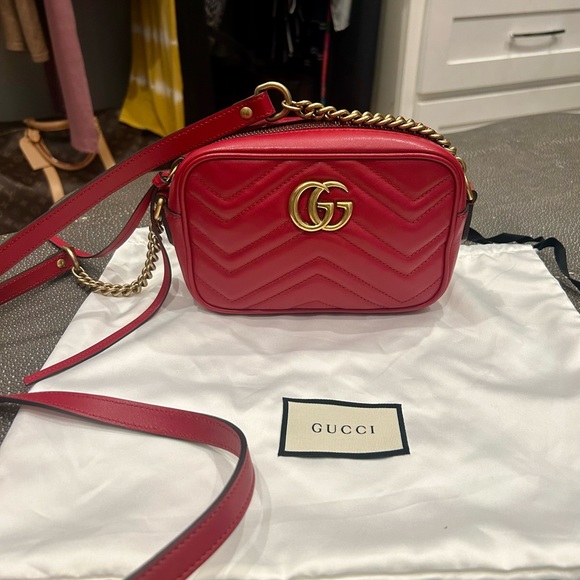 Gucci Marmont Mini Camera Bag RED- WITH RECEIPT ❤️ - Picture 3 of 6